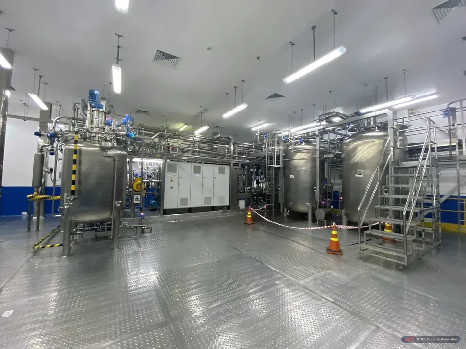 Making area with mixing tanks and process skids