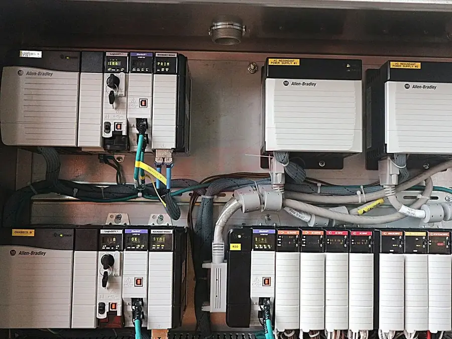 Redundant ControlLogix chassis inside the control panel